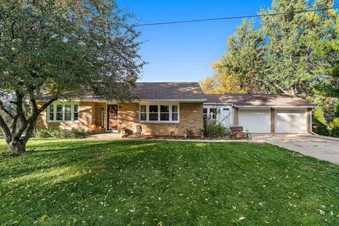 414 Chapel St, Marengo, IL 60152