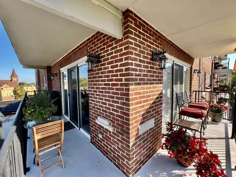 8010 Riverwalk Dr #4A, Lyons, IL 60534 photo 20