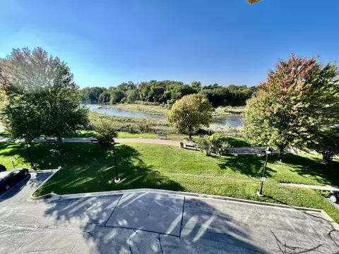8010 Riverwalk Dr #4A, Lyons, IL 60534 photo 22
