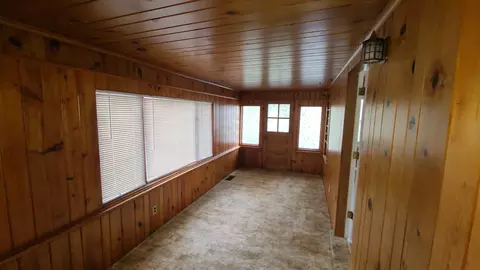 586 Palmyra Rd, Dixon, IL 61021 photo 12