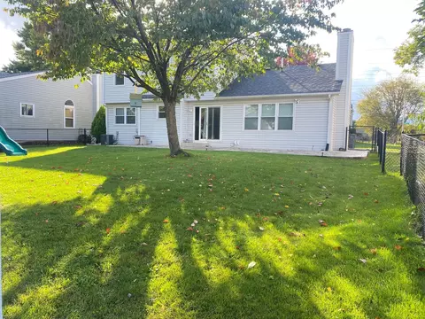 189 Dickens Trl, Elgin, IL 60120 photo 23
