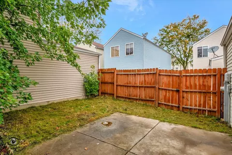 921 Symphony Dr, Aurora, IL 60504 photo 23