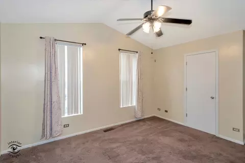921 Symphony Dr, Aurora, IL 60504 photo 15