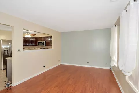 921 Symphony Dr, Aurora, IL 60504 photo 5