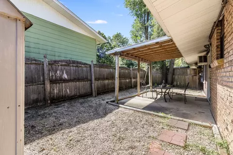631 E 17th St, Lockport, IL 60441 photo 10