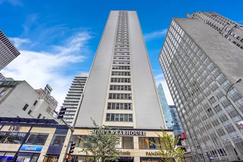 535 N Michigan Ave #1003, Chicago, IL 60611
