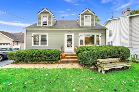 16826 Sayre Ave, Tinley Park, IL 60477