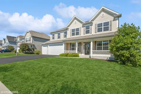 2465 River Hills Ln, Bolingbrook, IL 60490
