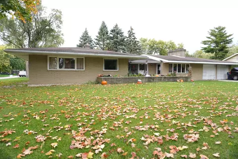 128 Taylor St, Dwight, IL 60420