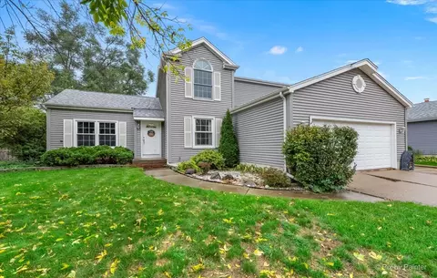 1718 N Donovan St, Mchenry, IL 60050