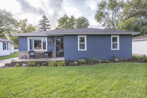 1203 Waverly Pl, Joliet, IL 60435