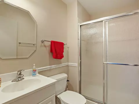 46 Willow Cir, Cary, IL 60013 photo 22