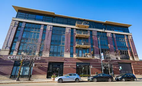 4020 N Damen Ave #405, Chicago, IL 60618
