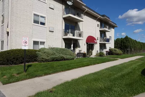 1850 Canal St #3B, Blue Island, IL 60406