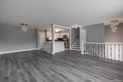 7553 S Oketo Ave, Bridgeview, IL 60455 photo 11
