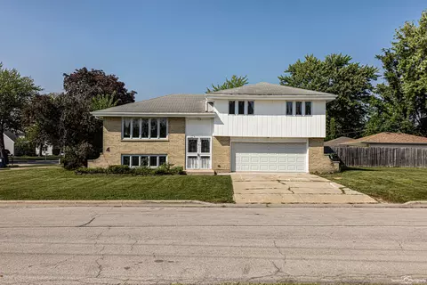 7553 S Oketo Ave, Bridgeview, IL 60455