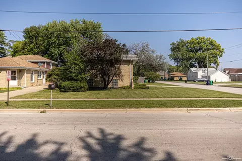 7553 S Oketo Ave, Bridgeview, IL 60455 photo 7