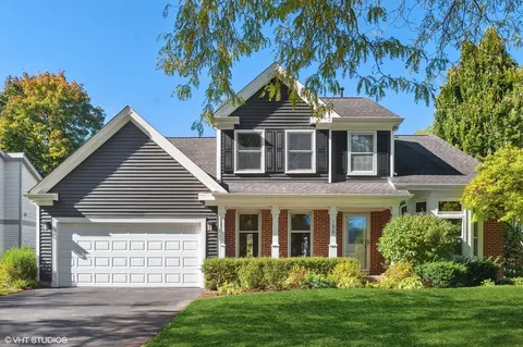 156 Copperwood Dr, Buffalo Grove, IL 60089