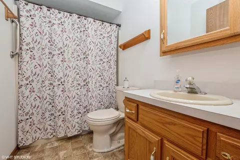 2640 Eagle Dr, Joliet, IL 60436 photo 9