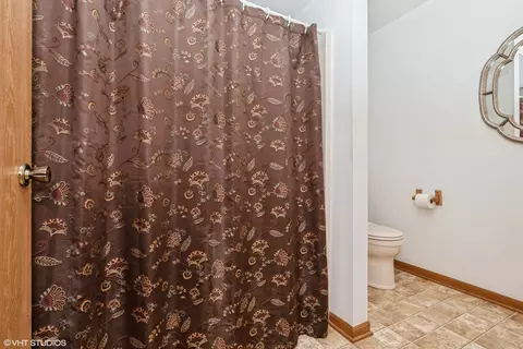 2640 Eagle Dr, Joliet, IL 60436 photo 12