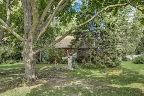 336 E Garden Ave, Palatine, IL 60067