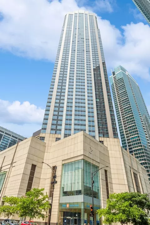 512 N Mcclurg Ct #3601, Chicago, IL 60611