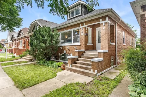 1614 Cuyler Ave, Berwyn, IL 60402