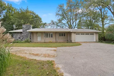 23675 W Milton Rd, Wauconda, IL 60084