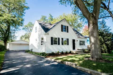 630 N La Londe Ave, Lombard, IL 60148