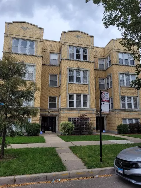 4857 N Bernard St #3, Chicago, IL 60625