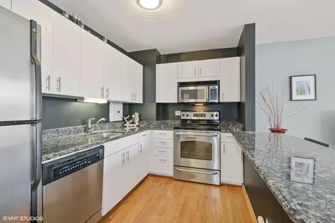 33 E Cedar St #6F, Chicago, IL 60611 photo 6