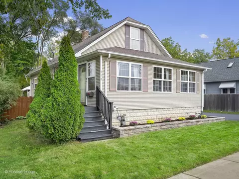 518 Whelan St, Lockport, IL 60441