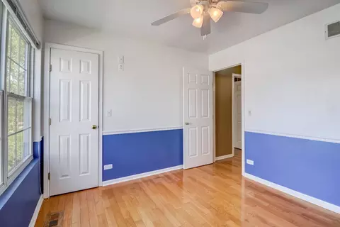 2071 Norwich Dr, Bartlett, IL 60103 photo 25