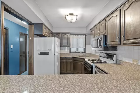 14828 S Penn Rd, Plainfield, IL 60544 photo 5
