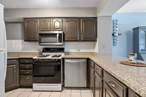 14828 S Penn Rd, Plainfield, IL 60544 photo 4
