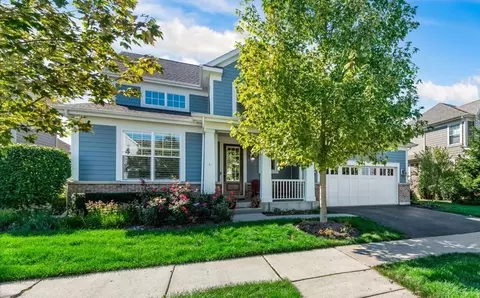 2891 Wilson Ln, Glenview, IL 60026
