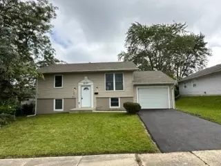 22107 Hawthorne Way, Richton Park, IL 60471
