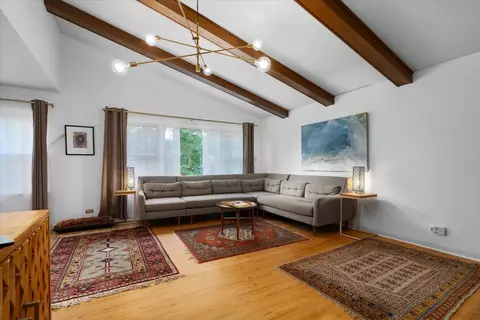 107 George St, Wheaton, IL 60189 photo 3