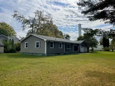 506 N John St, Fithian, IL 61844 photo 6