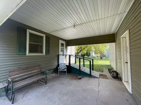 506 N John St, Fithian, IL 61844 photo 17