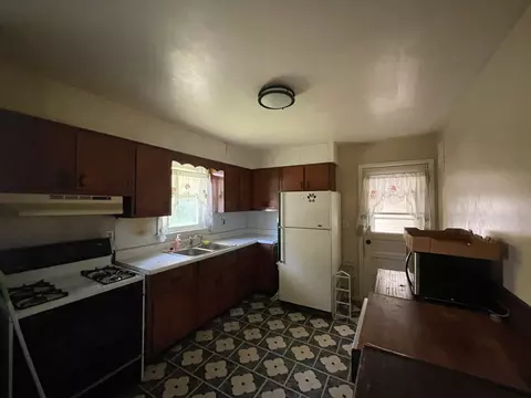 506 N John St, Fithian, IL 61844 photo 10