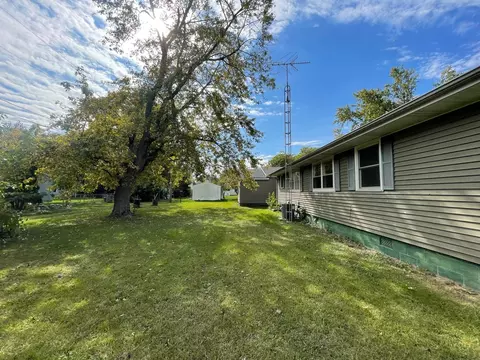 506 N John St, Fithian, IL 61844 photo 20