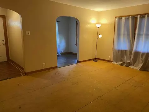 321 W 3rd St, Spring Valley, IL 61362 photo 6