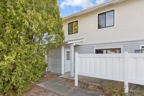 712 Whitesail Dr #0, Schaumburg, IL 60194