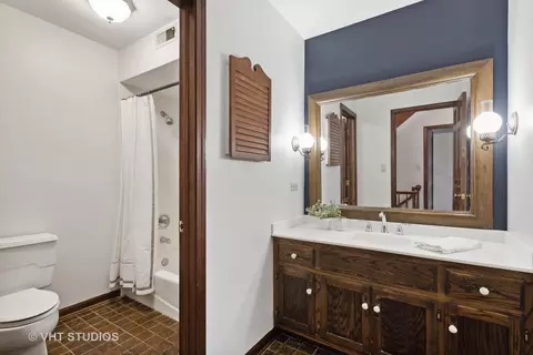 1155 Shady Ln, Wheaton, IL 60187 photo 15