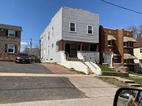 211 N Broadway St, Joliet, IL 60435