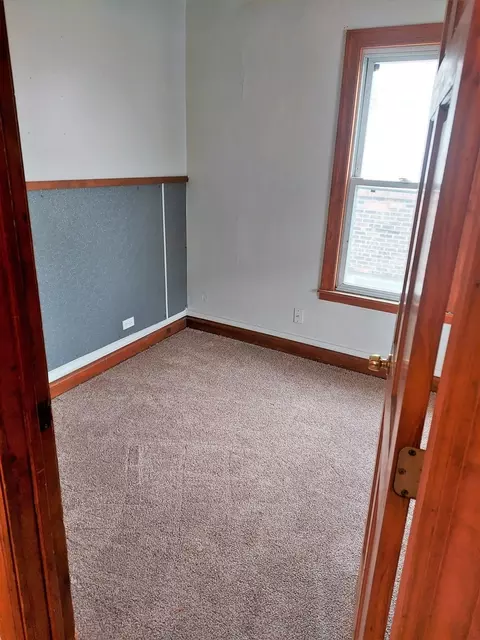 211 N Broadway St, Joliet, IL 60435 photo 6