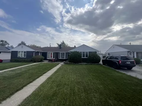 4723 W 89th Pl, Hometown, IL 60456