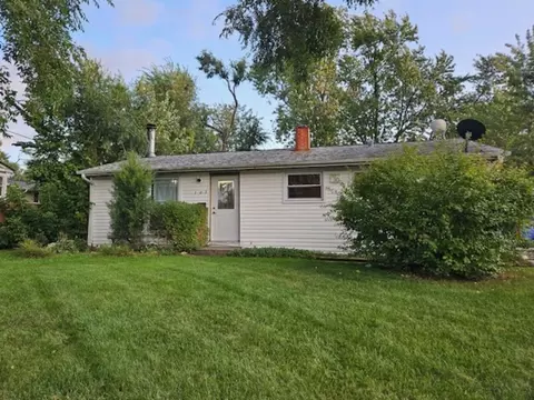 103 Cordova Rd, Carpentersville, IL 60110