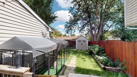 175 Highbury Dr, Elgin, IL 60120 photo 17